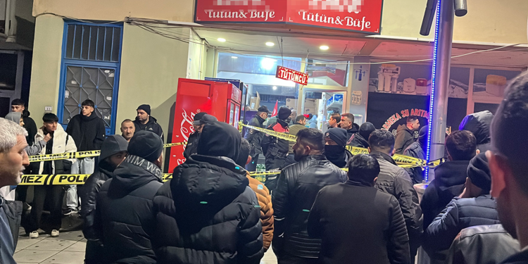 Tartıştığı kocasını tabancayla öldürdü