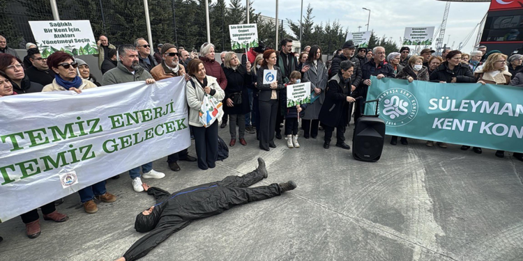 Tekirdağ'da 'çimento tozu' protestosu