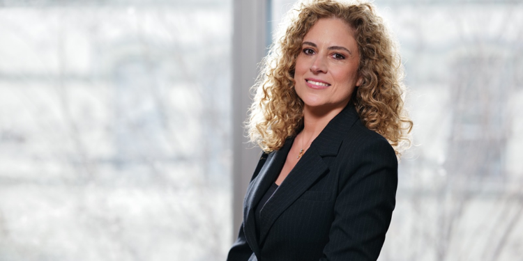 Teknolojiyi araç olarak kullanarak parlak bir gelecek inşa edebiliriz