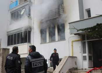 Tokat'ta apartman yangını; 12 kişi dumandan etkilendi