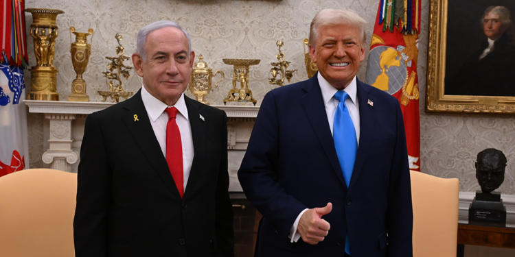 Trump ve Netanyahu Beyaz Saray'da görüştü