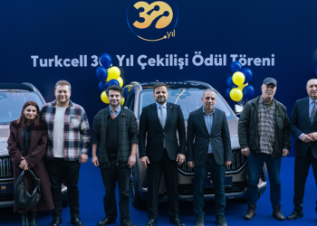 Turkcell'in 30'uncu yıl çekilişinin kazananları ödüllerine kavuştu