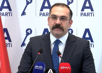 Türkiye'nin muhalefete değil, güçlü bir alternatif iktidara ihtiyacı var
