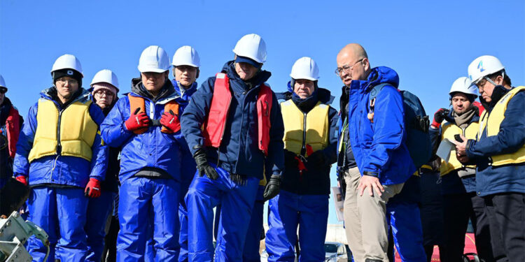 UAEK Başkanı, Fukushima Daiichi Nükleer Santrali'nde inceleme yaptı