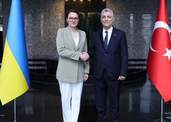 Ukrayna ile ticaretin 10 milyar dolarlık hacme ulaşacağına inanıyoruz