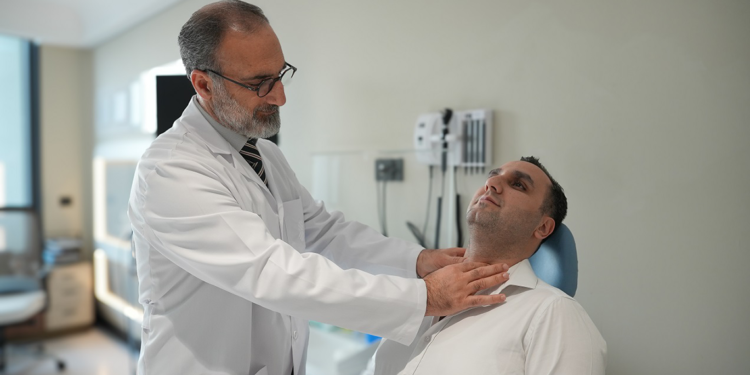 Uzmanından tiroit kanseri ve guatra dair bilgiler