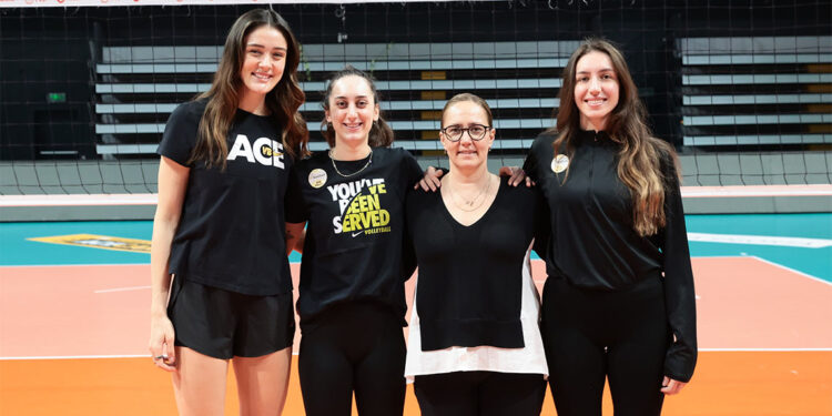 Zehra Güneş-Ayça Aykaç Altıntaş ve Sıla Çalışkan'ın sözleşmesi yenilendi