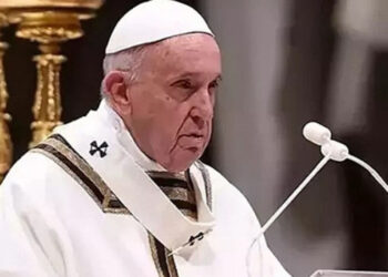 Papa Franciscus'un sağlık durumu ciddiyetini koruyor