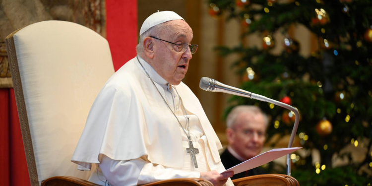 Vatikan, Papa Franciscus'ta zatürre geliştiğini açıkladı