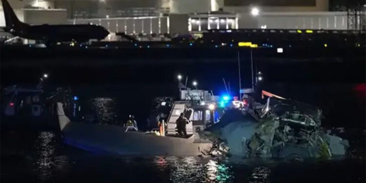 Uçakla helikopterin çarpıştığı kazada irtifa verilerinde tutarsızlık