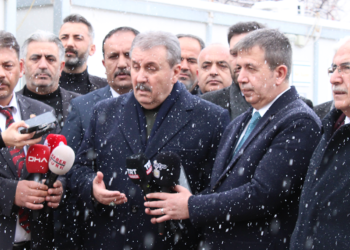 Yapılanı takdir etmemek asla ahlaklı siyaset değildir