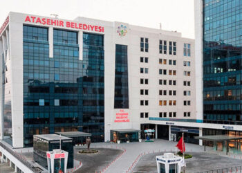 Kartal ve Ataşehir Belediye Başkan Yardımcısı gözaltında