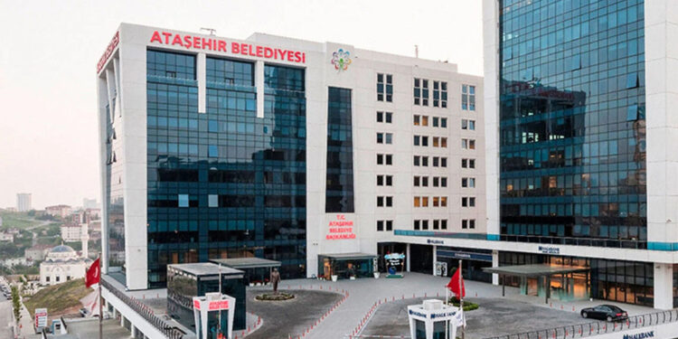 Kartal ve Ataşehir Belediye Başkan Yardımcısı gözaltında