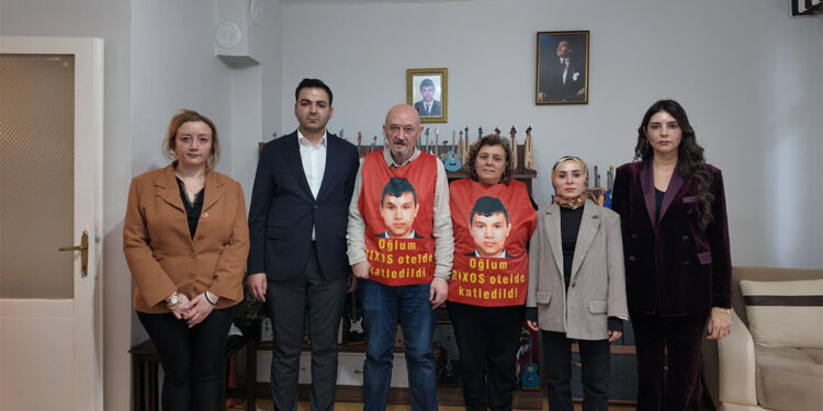 CHP'den Burak Oğraş'ın ailesine destek ziyareti