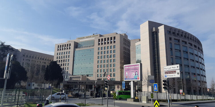 Çağlayan Adliyesi'nde keşif yapan 2 örgüt üyesi tutuklandı