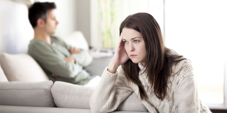 İlişkilerde güçlü görünme çabası