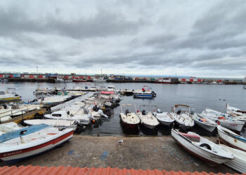 Tekirdağ'da poyraz etkili oldu; balıkçılar denize açılamadı