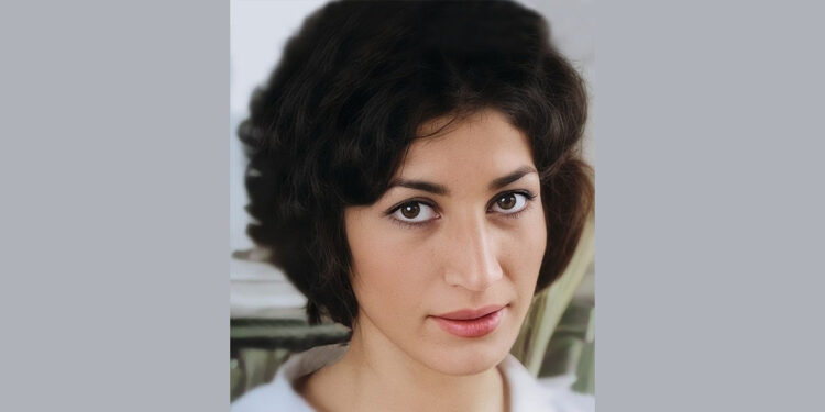 Füruğ Ferruhzad'ın anısına