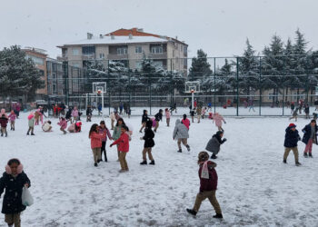Bu illerde kar nedeniyle eğitim-öğretime 1 gün ara verildi