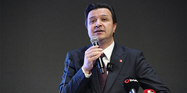 Asgari ücret cebe girmeden 2 bin lira eridi