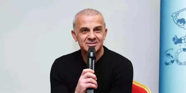 Eski milli futbolcu Oğuz Çetin hastaneye kaldırıldı