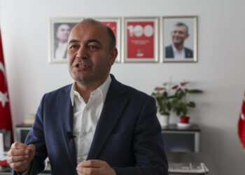 Türkiye bu faiz yükünü kaldıramaz