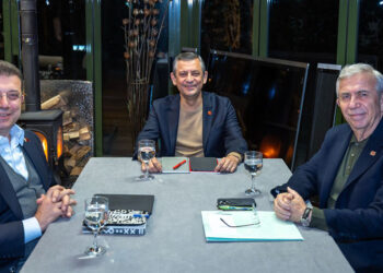 CHP'de 3'lü zirve