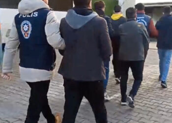 FETÖ'nün mahrem hizmetler yapılanmasına operasyon; 14 gözaltı
