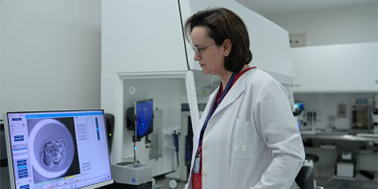 Tüp bebek tedavisinde kadının yaşı en önemli parametrelerden biri