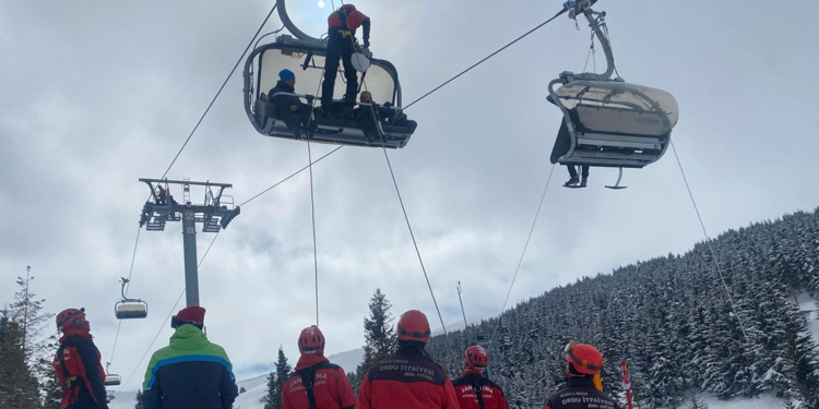 2 bin rakımlı Çambaşı Yaylası'nda nefes kesen tatbikat