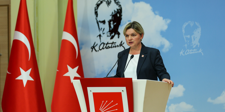 2 günde 40 bin kişi CHP'ye üye oldu