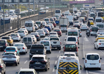 2023'te motorlu kara taşıtları 348,1 milyar kilometre yol katetti