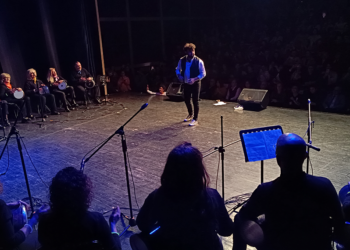 21 doktorun kurduğu ‘A-Ritmik’ grubu, Tıp Bayramı için sahne aldı