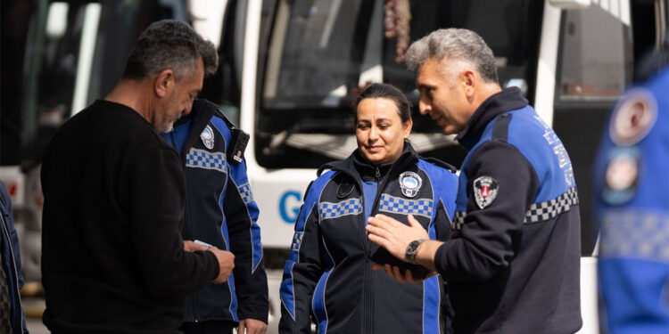 Zabıta ekipleri bayram tatilinde görev başında