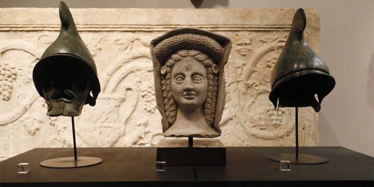 Yurt dışına kaçırılan 26 bin 665 tarihi eser, ana vatanına getirildi