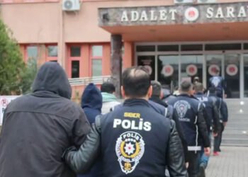 Karabük merkezli 6 ilde 'nitelikli dolandırıcılık' operasyonu: 10 tutuklama