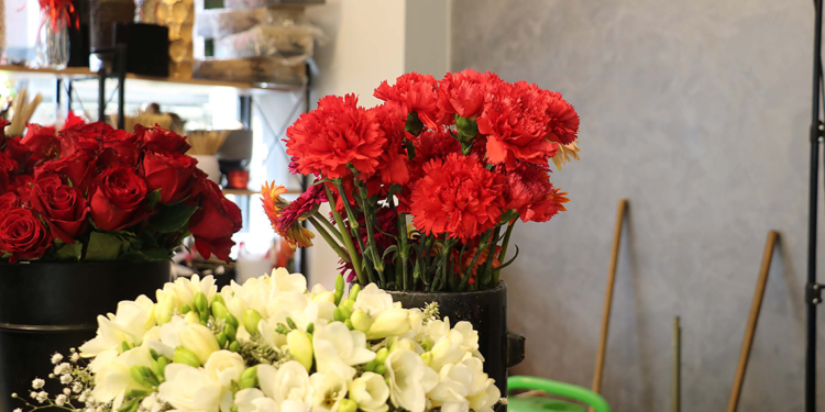 8 Mart Dünya Kadınlar Günü öncesi çiçekçilerde hareketlilik