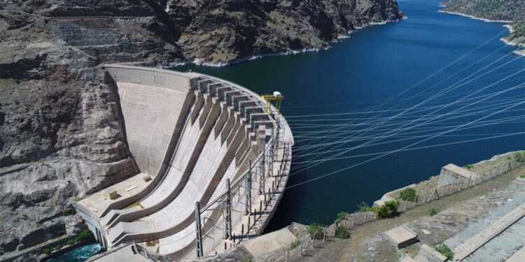 85 tonluk türbin çarkı 40 yılın ardından yenilendi