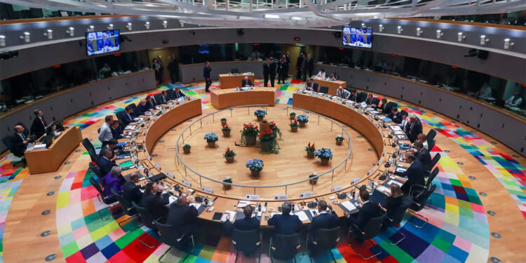 AB liderleri, Ukrayna için olağanüstü zirvede bir araya geliyor