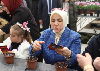 AK Parti'den Down sendromlu çocuklara özel etkinlik