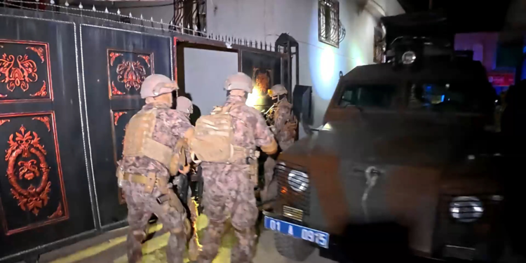 Adana'da 'Sayğılılar' suç örgütüne operasyonda 11 tutuklama