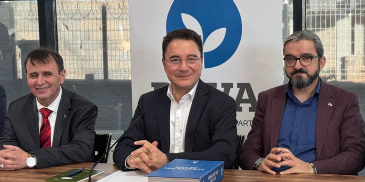 Ahlakta ve maneviyatta geriye girmiş durumdayız