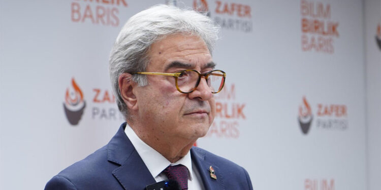 Yapılan hukuksuzluklar karşısında tek yürek olmak hukuk devletinin gereğidir