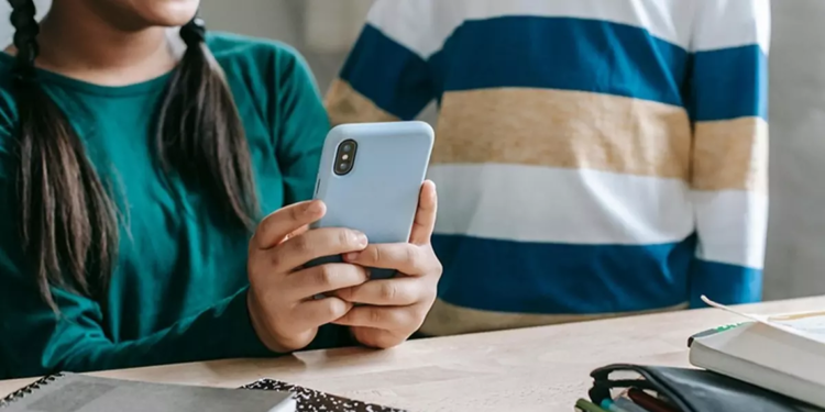 Avusturya'da ilk ve ortaokullarda cep telefonu kullanımı yasaklandı