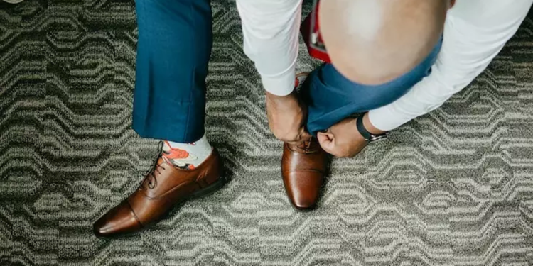 Aynı ayakkabıyı iki gün üst üste giymeyin