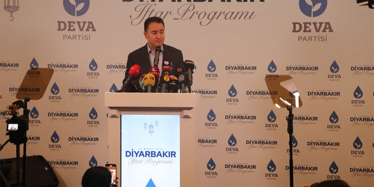 Suriye'de barış olmasın istikrar olmasın diyen ülkeler var