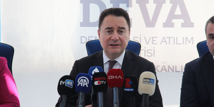 Vatandaşlarımızın provokatif hareketlere dikkat etmeleri gerekir