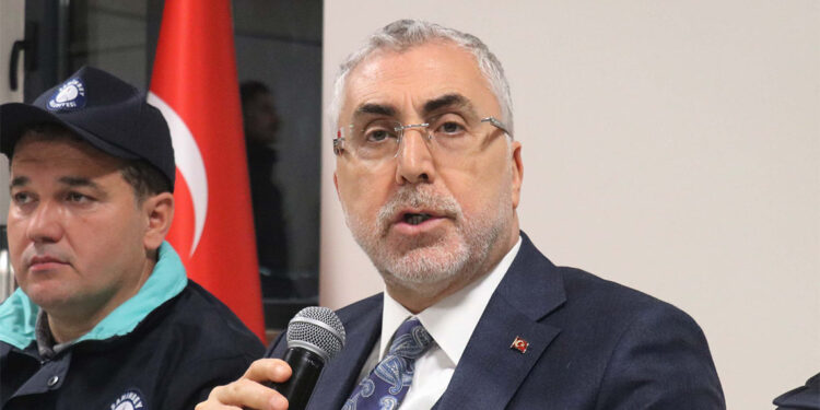 Tüm vatandaşlarımız sıcak yuvalarına ve iş yerlerine kavuşana kadar çalışacağız