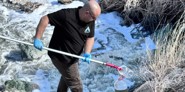 Ceyhan Nehri'ndeki kirlilik ve balık ölümlerine inceleme
