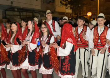 Sahura Rumeli ezgileriyle uyandırıldılar
